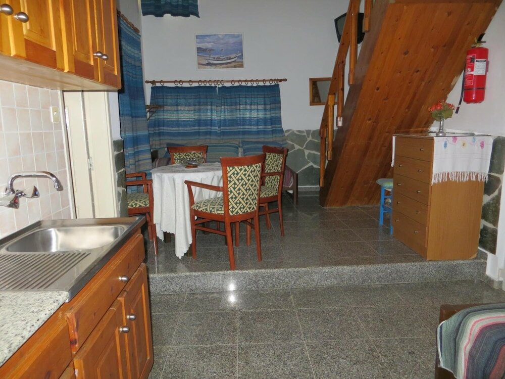 Фото Nicolas Apartments