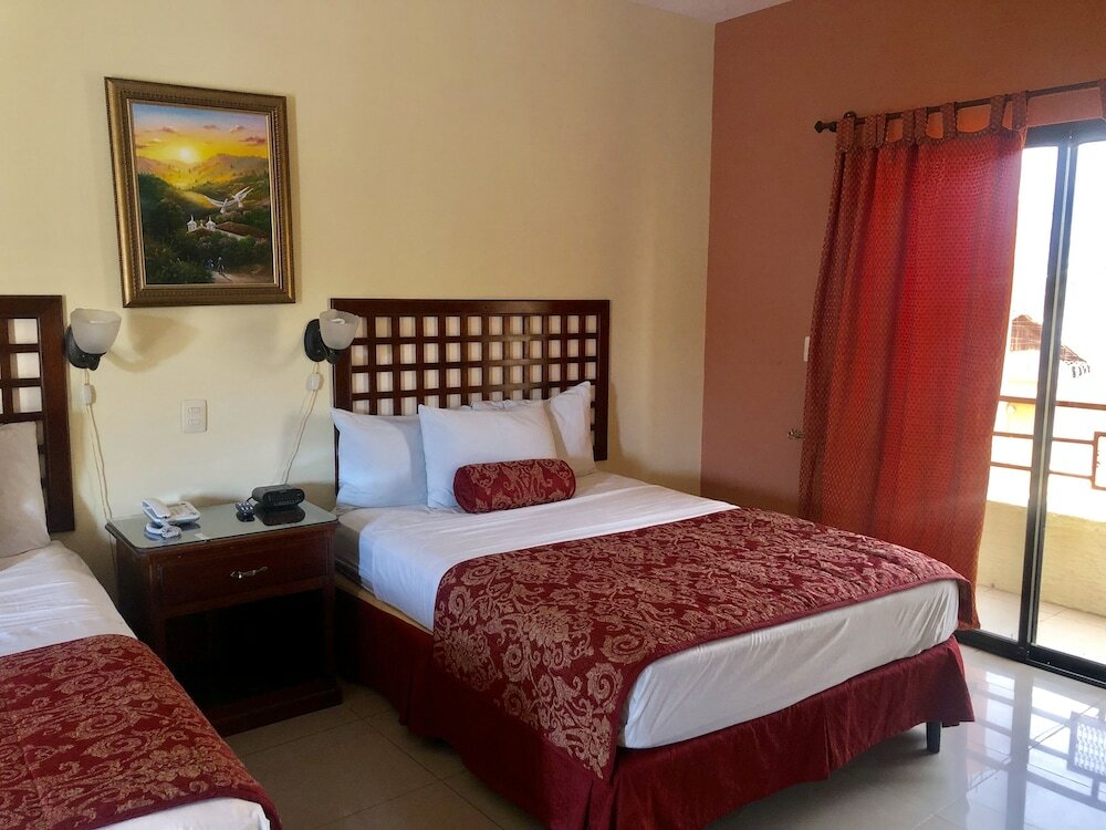 Фото Hotel Plaza Maria