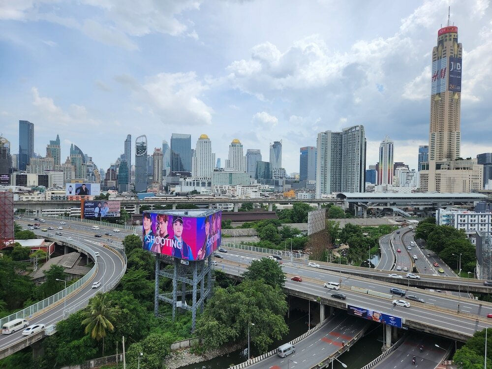 Фото Interchange Tower Serviced Apartment