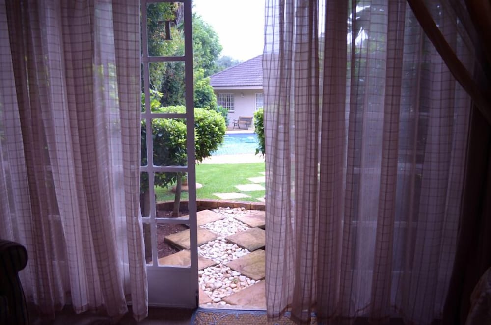 Фото Ah Ha Guest House