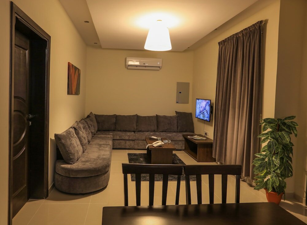 Фото Al Itqan Apart-hotel