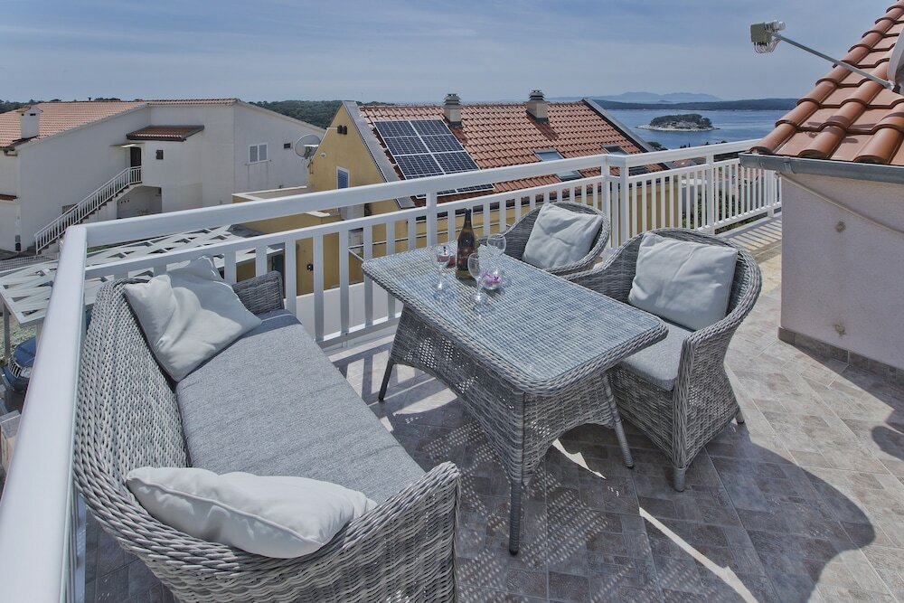 Фото Apartmani Kresic