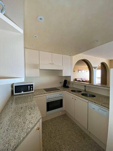 Апартаменты Amazing 2-bedroom Apartment With Amazing Sea-view