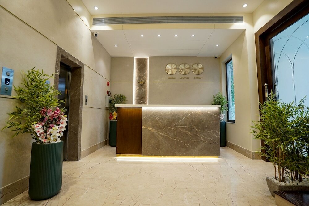 Фото M2 Square by Monday Premium