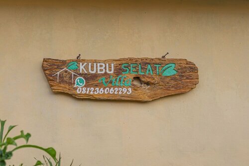 Гостиница Kubu Selat Villa and Glamping в Гианьяре