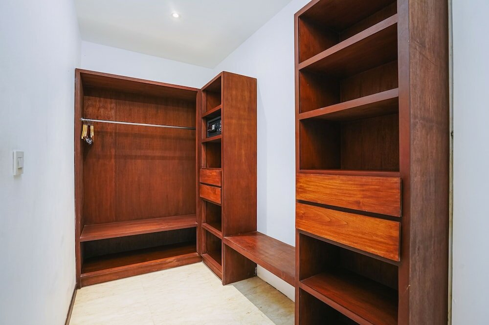 Фото Frangipani Villa Jingga at Berawa