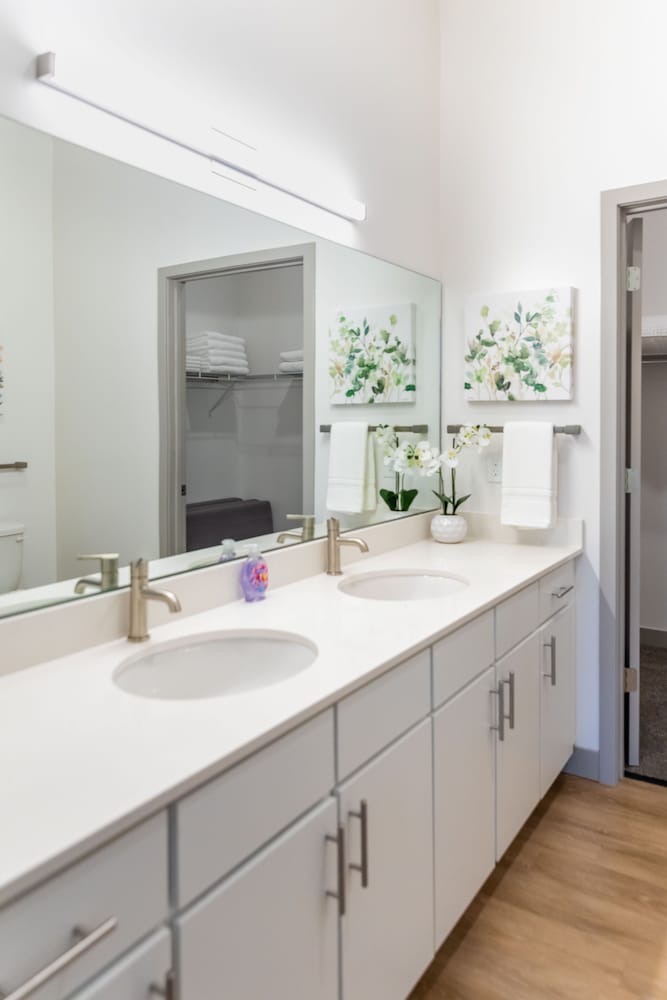 Фото 2br Brand New Suite With Gym & Pool