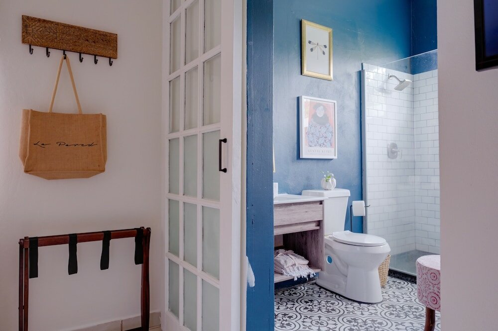 Фото Sonsoleá Host