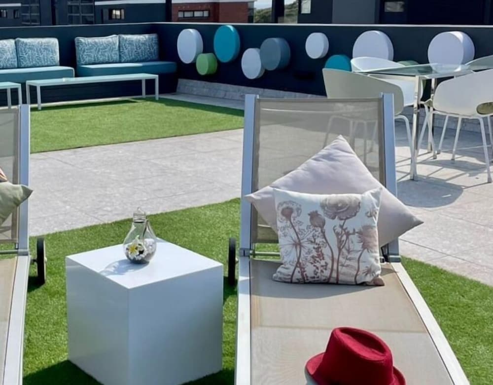 Фото Zest Boutique Hotel