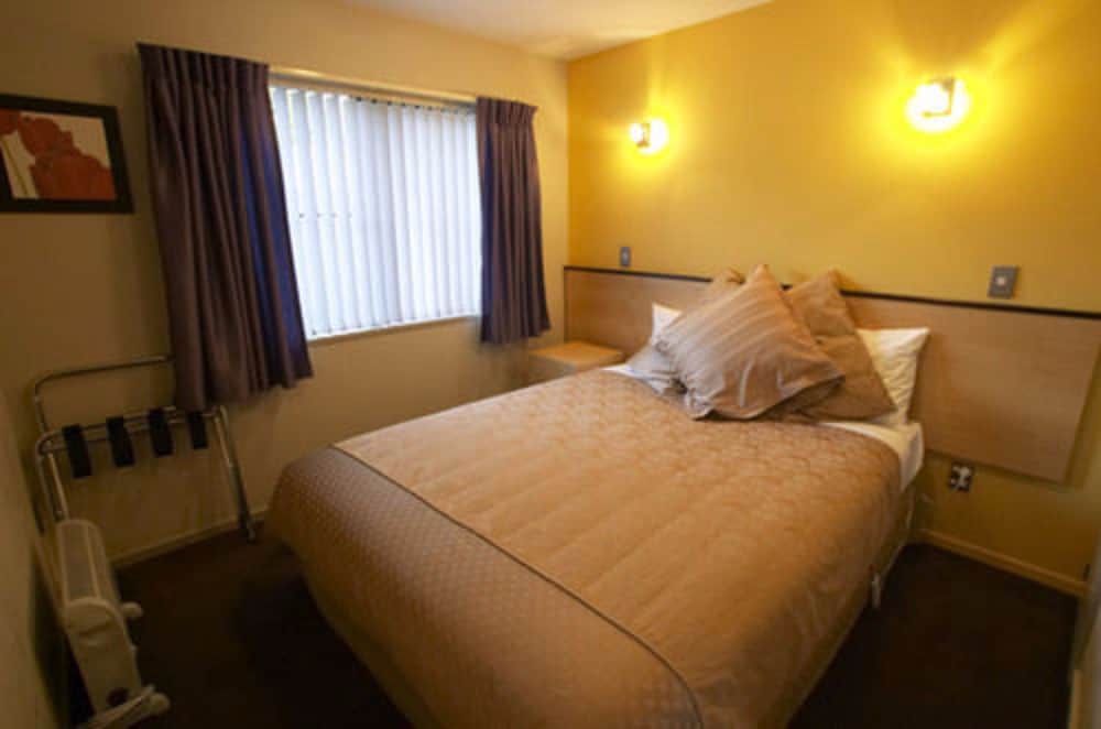 Фото Athena Motel & Apartments