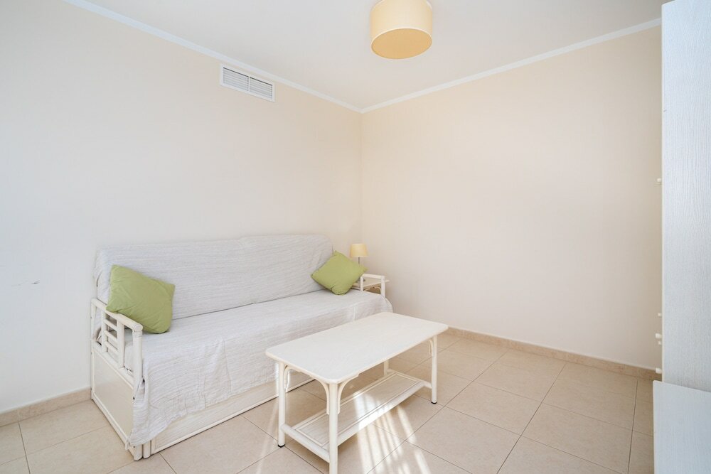 Фото Apartamentos Larimar