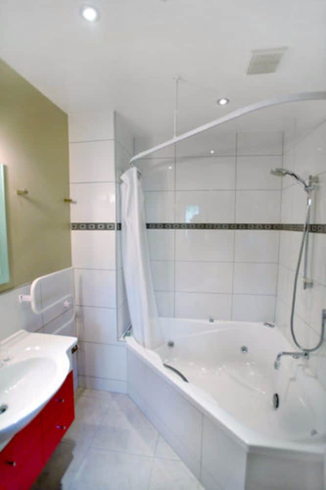 Фото Athena Motel & Apartments