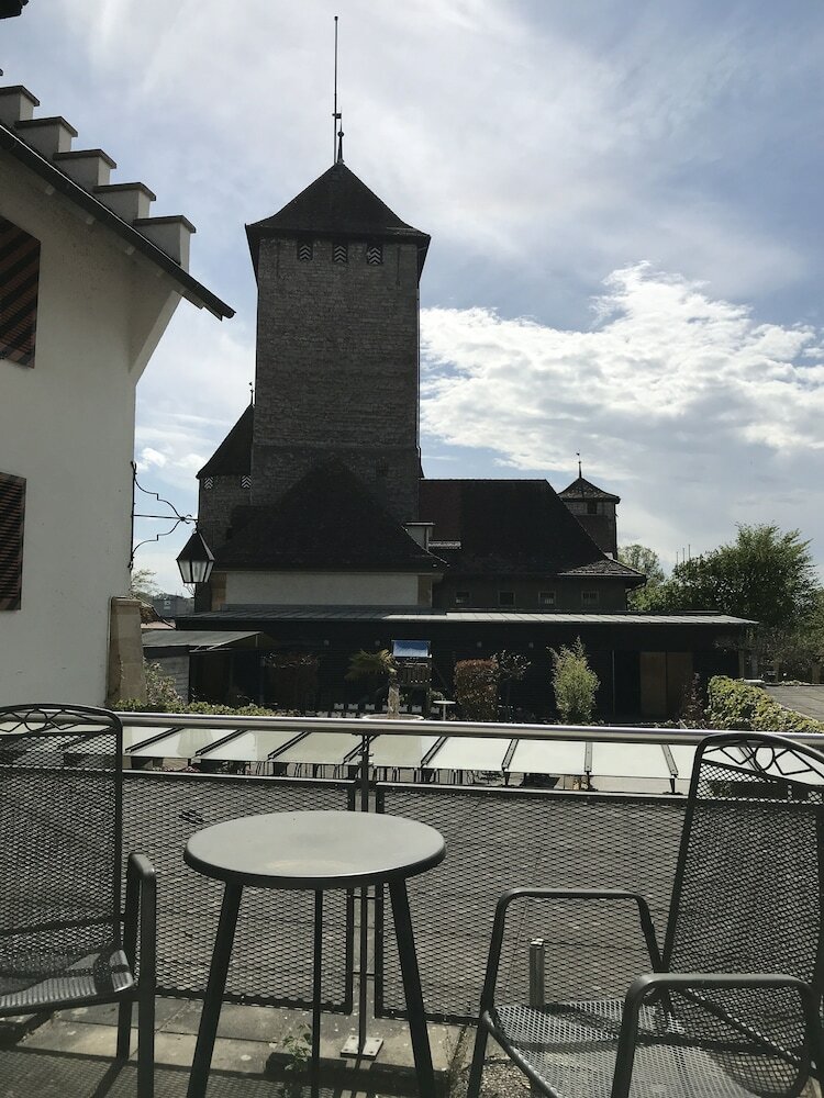 Фото Murtenhof & Krone