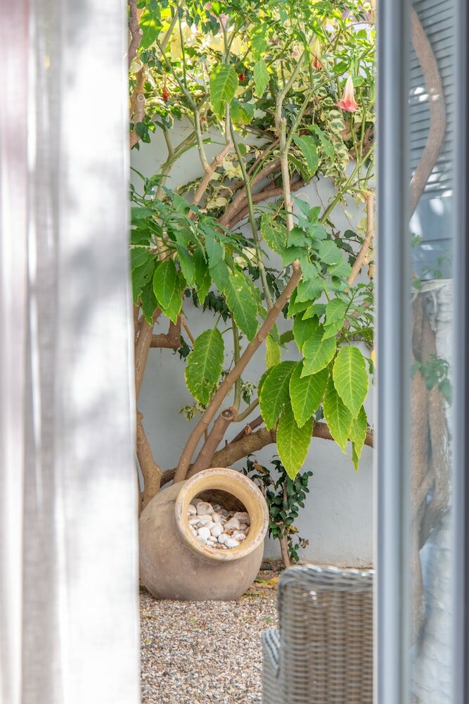 Фото Micra Anglia Boutique Hotel & SPA