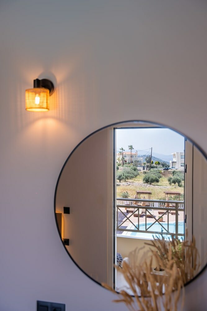 Фото Notos Heights Hotel & Suites