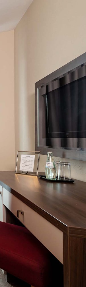 Фото Empress Hotel