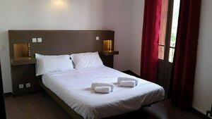 Hotel les Glycines (Occitanie, Pyrénées-Orientales, Arrondissement de Céret, Arles-sur-Tech, Baills Pallares), hotel
