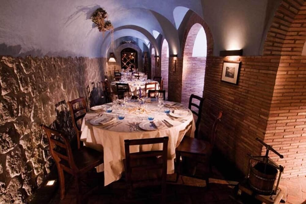 Фото Agriturismo Monte Due Torri