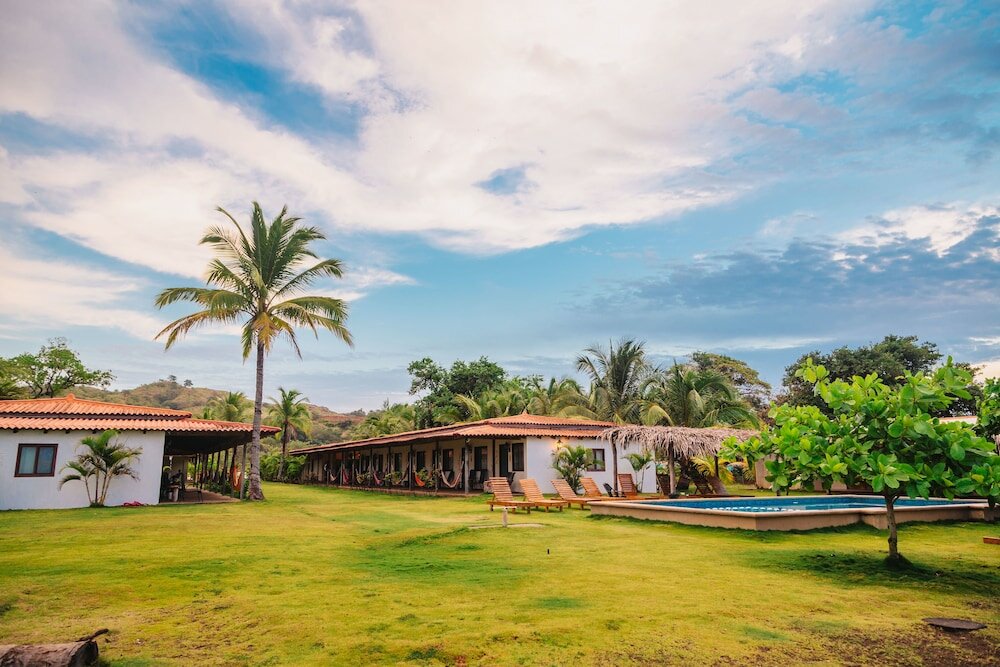 Фото Beach Break Surf Camp