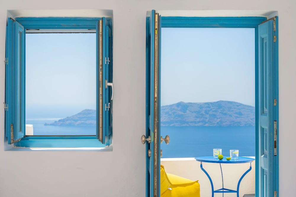 Фото Sophia Luxury Suites