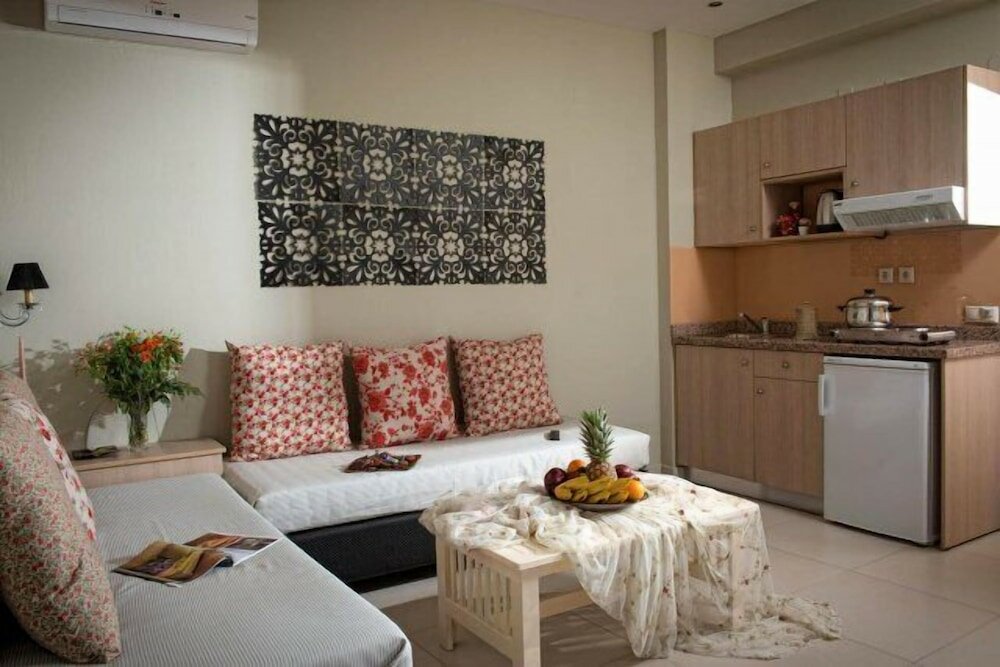 Фото King's Village Apartments