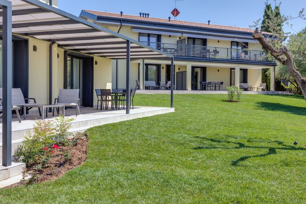 Фото Oleandro Holiday Apartments