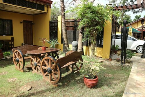 Гостиница Tres Pension House в Пуэрто-Принсесе