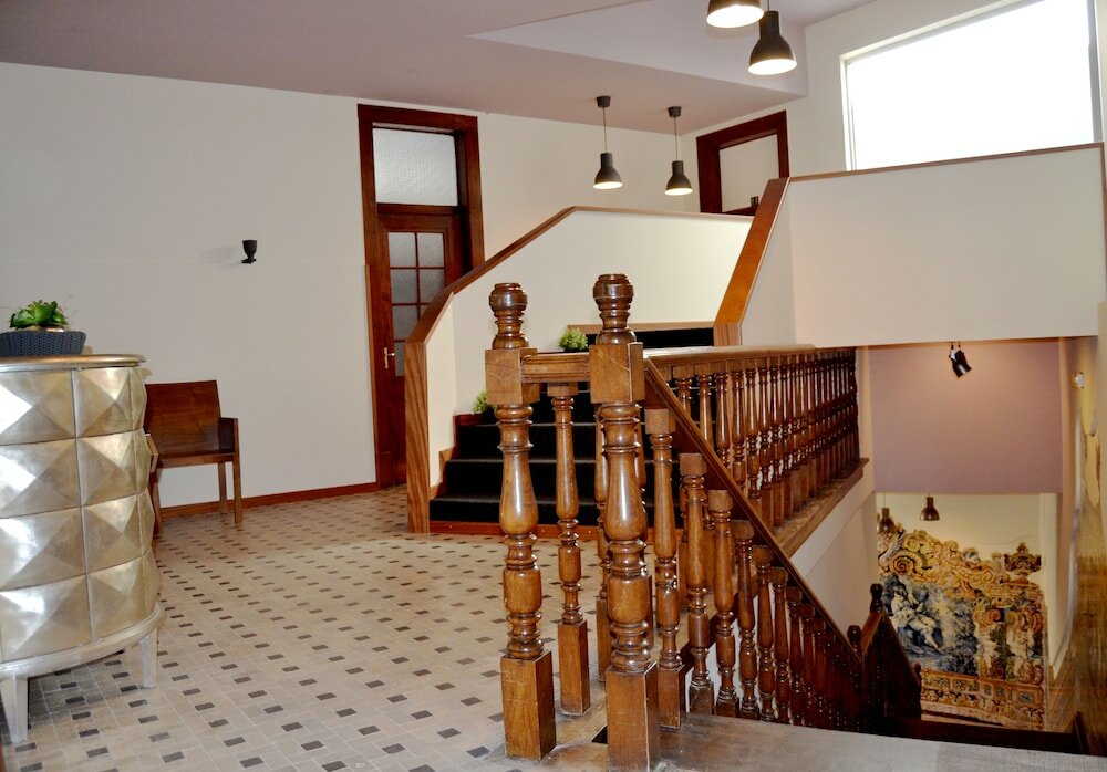 Фото Coimbra Portagem Hostel