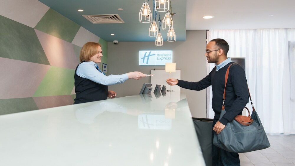 Фото Holiday Inn Express Aberdeen Airport, an Ihg Hotel