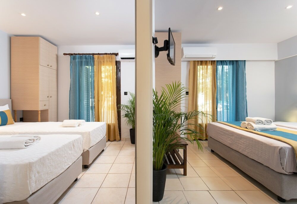 Фото Monemvasia Green Apartments