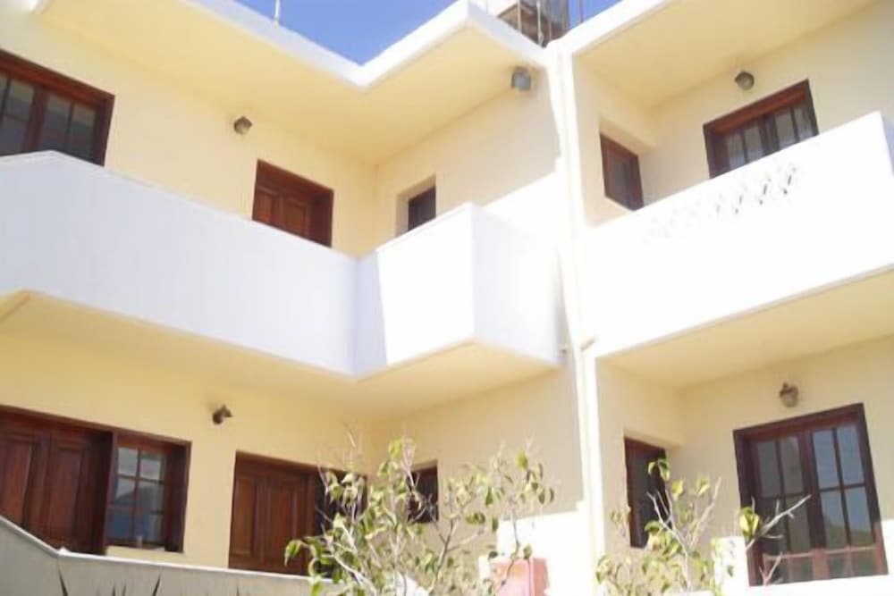 Фото Irini Studios