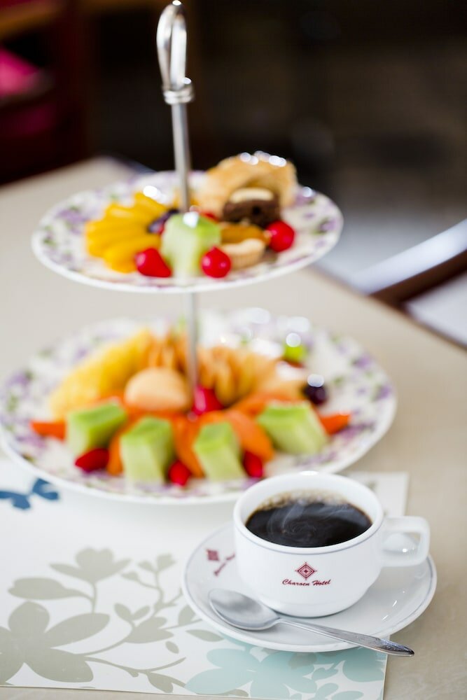 Фото Charoen Hotel