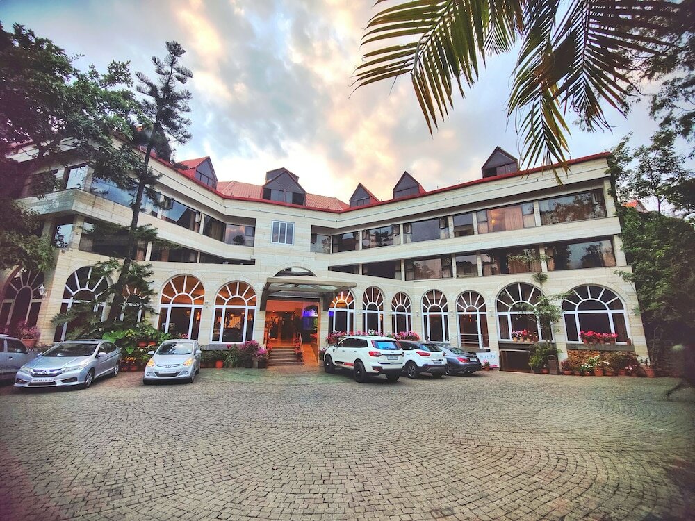 Фото отеля 1