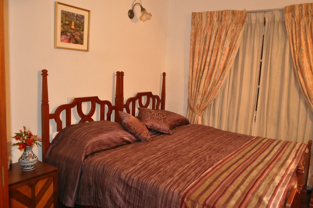 Фото Cocoon Hills