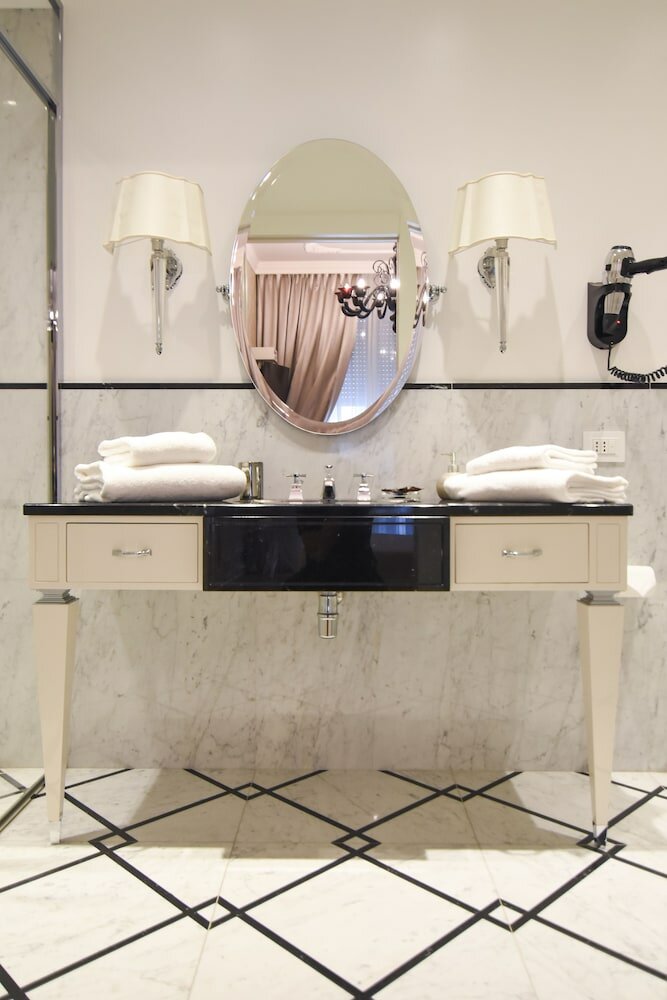 Фото Luxury Suite Milano Duomo