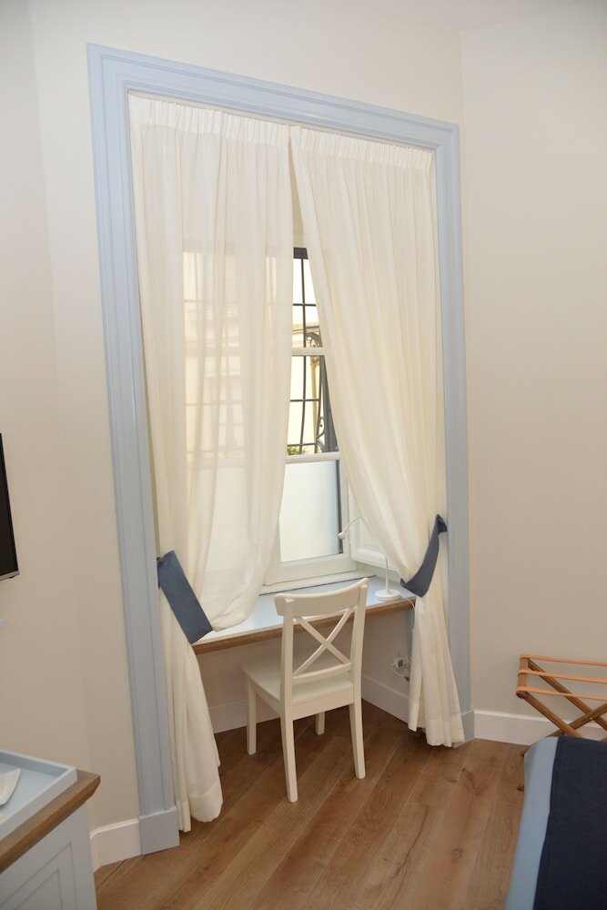 Фото Little Rose Residence