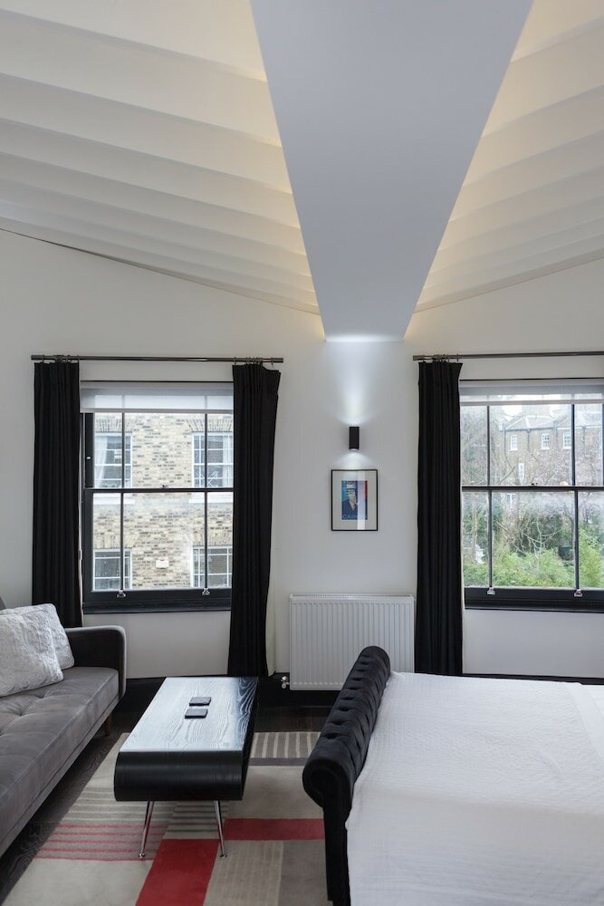 Фото 6 Portobello Road