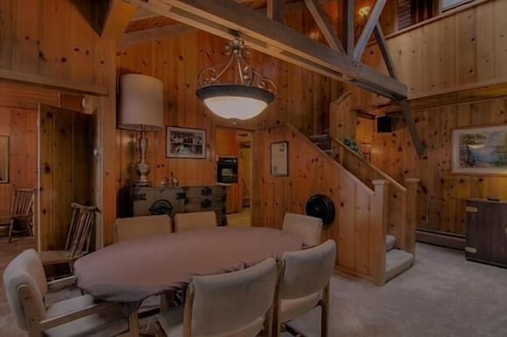 Фото Twin Top Lodge