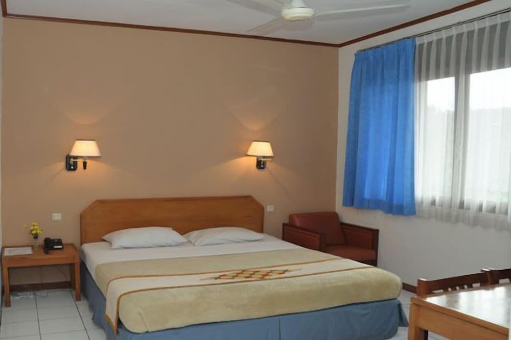 Фото Kenangan Hotel