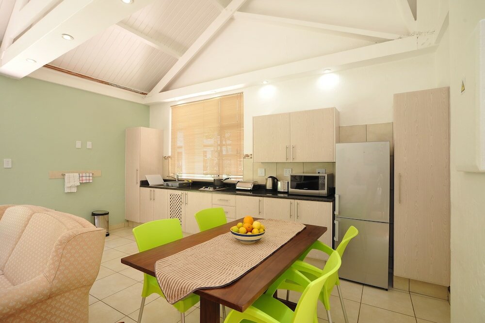 Фото Fifteen On Orange