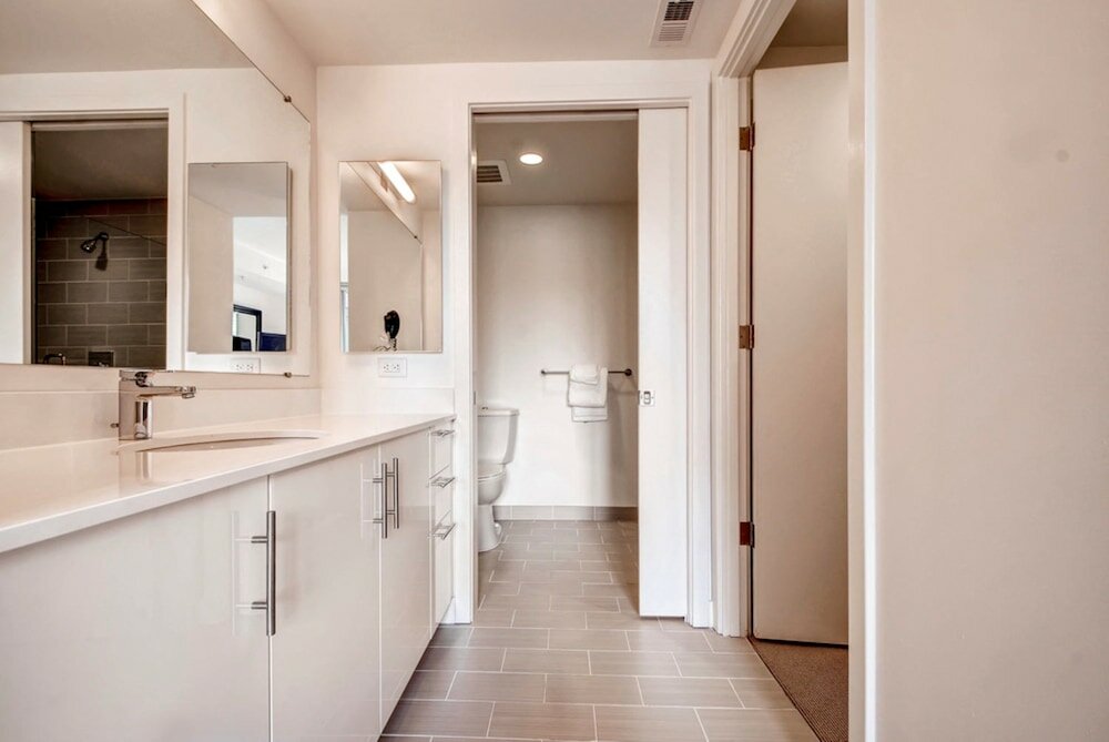 Фото Global Luxury Suites at Chinatown