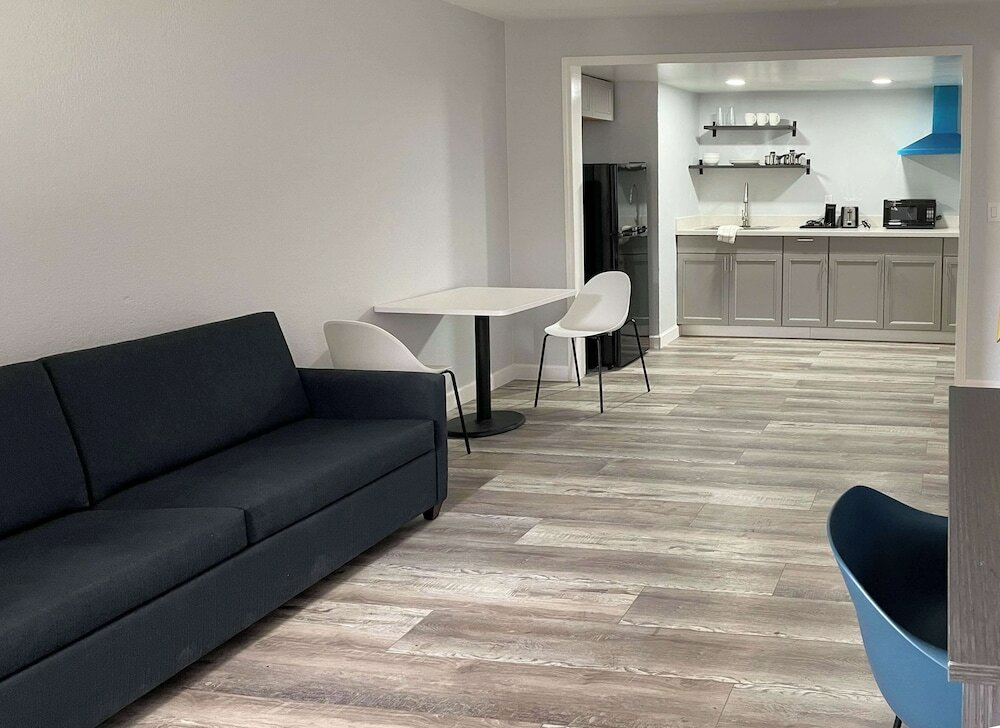 Фото Studio 6 Tulsa, Ok - Central