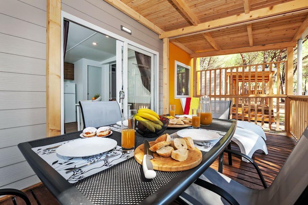 Фото Mobile Homes Adriatic Camping Bi Village