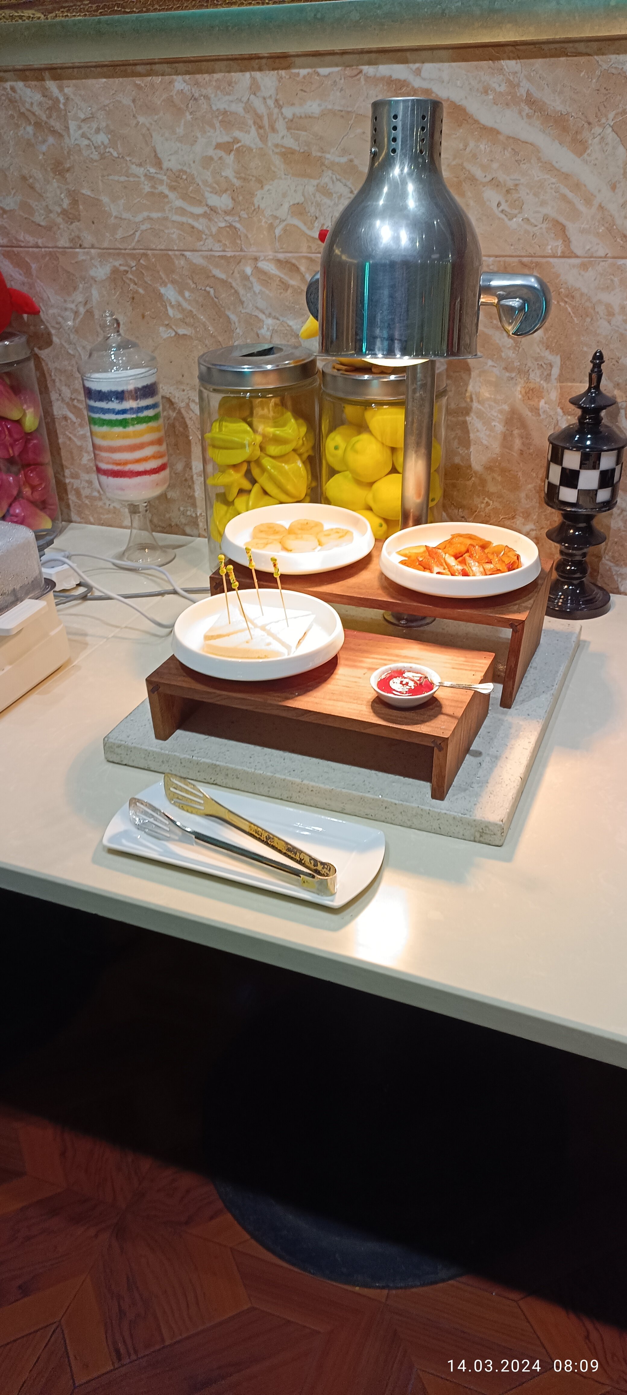 Фото Holiday Inn Shanghai Pudong Nanpu