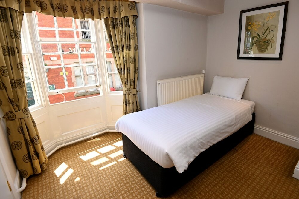 Фото Vine, Stafford by Marston's Inns