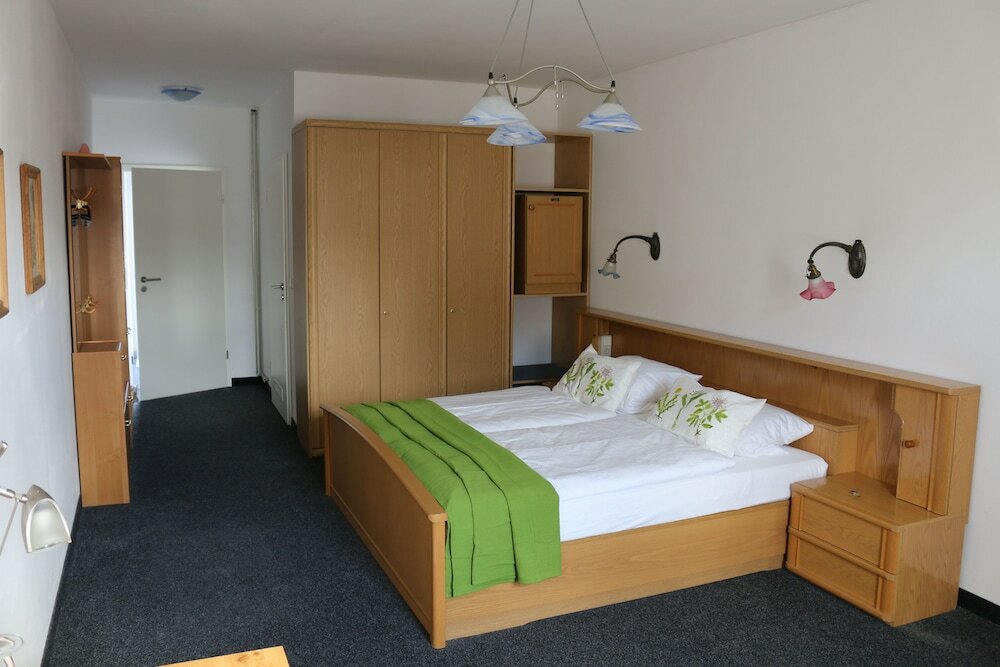 Фото Hotel Torgauer Brauhof