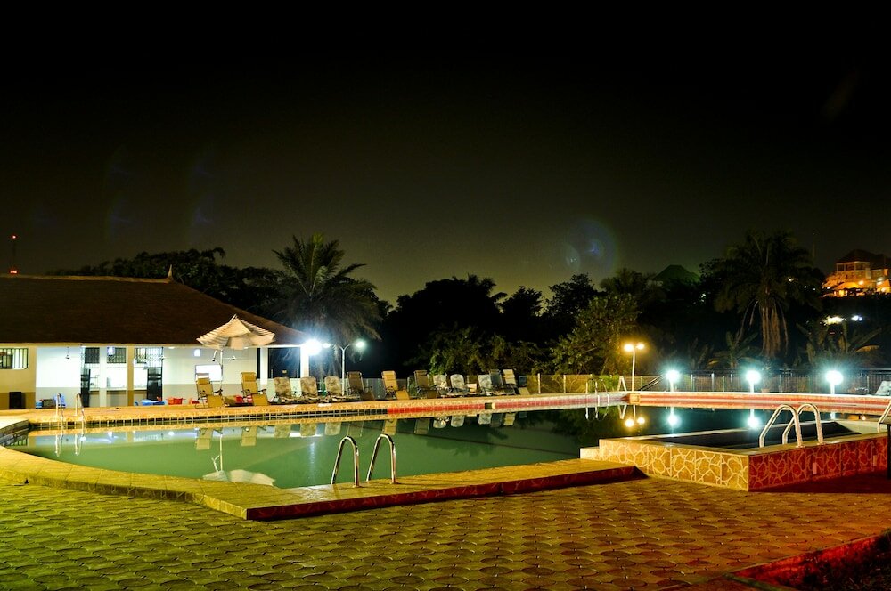 Фото Aes Luxury Apartments