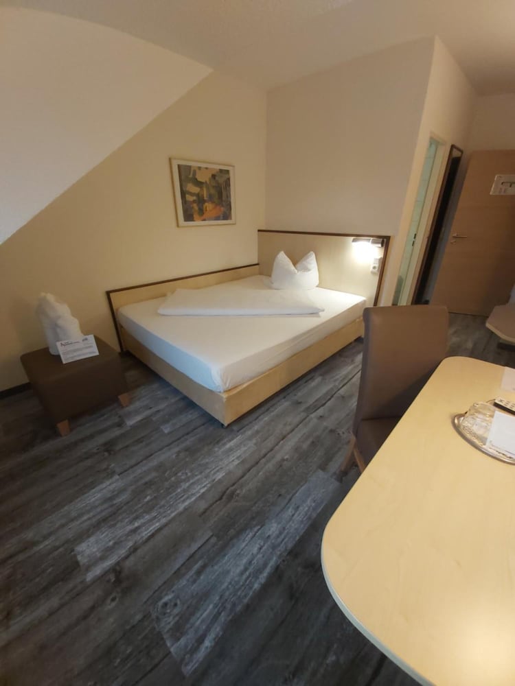 Фото Hotel Montana Limburg