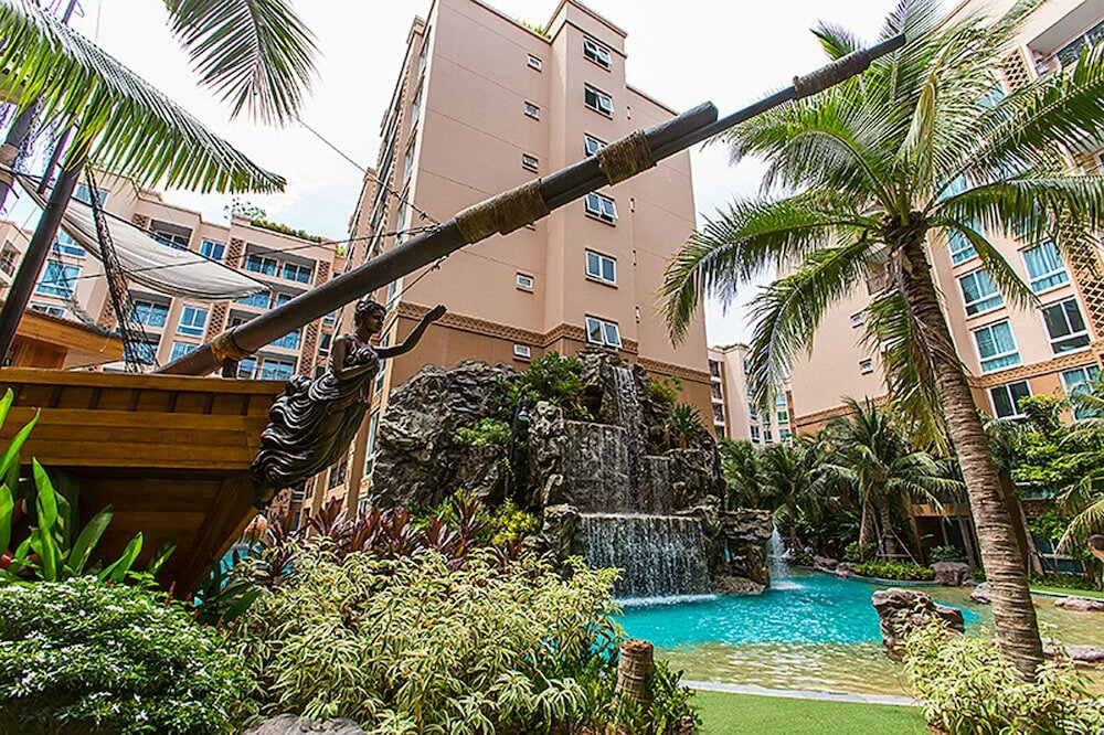 Фото Atlantis Resort Jomtien Beach