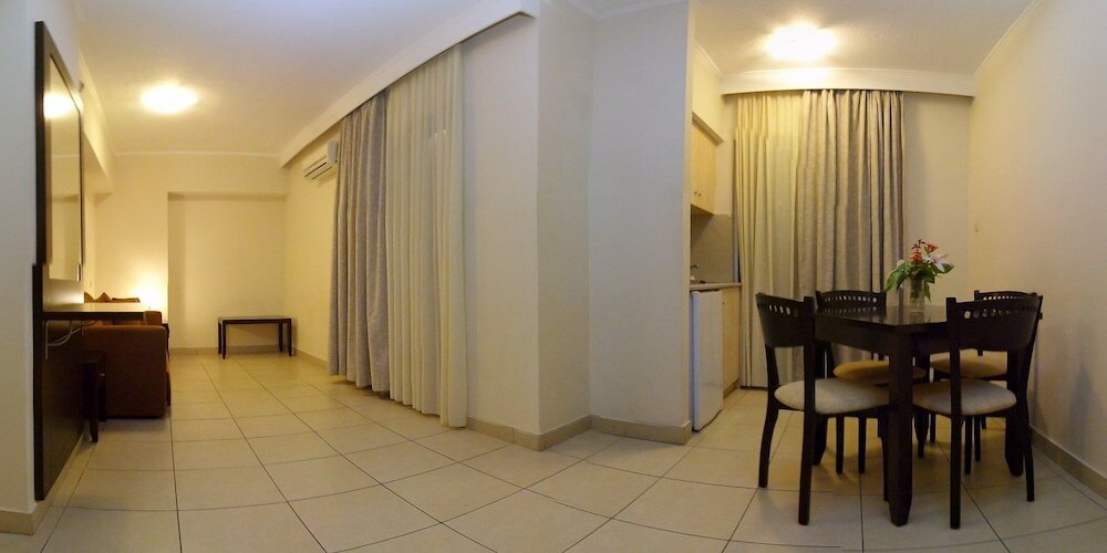 Фото Michel Apartments